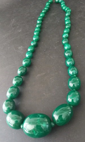 Collier bakelite verte - collier, old