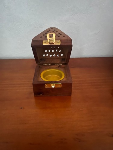 Pyramide bois diffuseur - en,