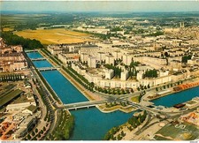 14 - Caen - Vue aérienne sur l'Orne et le bassin St-Pierre - Au dernier plan la