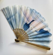 Éventail en tissu peint d'un