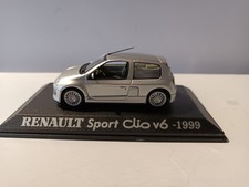 1/43 RENAULT SPORT CLIO V6 1999 UH sur socle