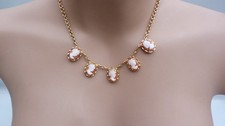 collier camée or 9 carat