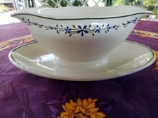 Saucière sur Plateau Faience Niderviller Décor Petites Fleurs Bleues et Vertes