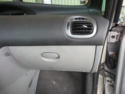 Boite gants citroen xsara - a,