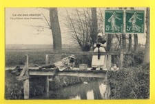 cpa FRANCE Vie d'Autrefois Campagne Land life UN PÊCHEUR dans l'EMBARRAS