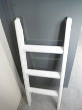 ECHELLE EN BOIS MASSIF  DE LIT SUPERPOSES TROIS  BARREAUX + CROCHETS  FIXATION