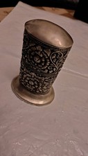 Vintage briquet de table.belle grave  bon état,petrol lighter Feuereuz.en argent