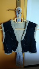 Sublime et original gilet sans manche  pour femme Vintage en 100% peau de mouton