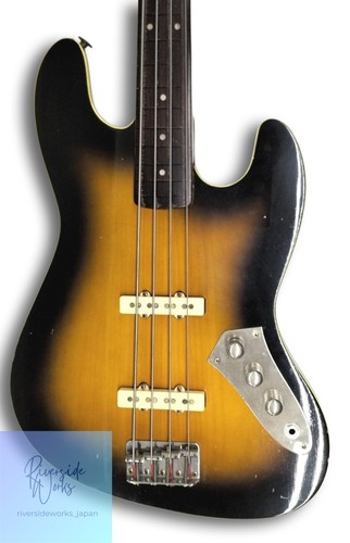 Guitare basse électrique