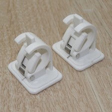 Tiges de rideau en plastique