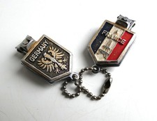 Ancien porte clé double coupe ongles FRANCE ALLEMAGNE Tour Eiffel Aigle Germany.