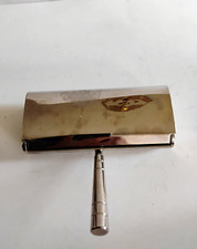 Ramasse miettes vintage en