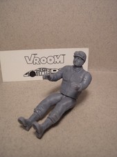 CMC 1/18  FIGURINE  PILOTE