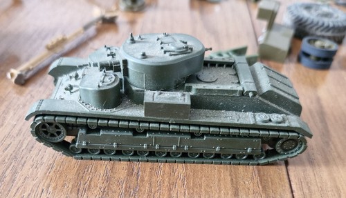 Petite maquette militaria - , char