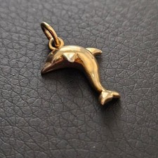 Pendentif dauphin bélière métal plaqué or bijou fantaisie thème animalier