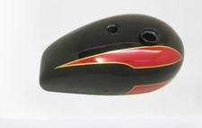CONVIENT POUR RÉSERVOIR D'ESSENCE EN ACIER PEINT ROUGE ET NOIR TRIUMPH T140