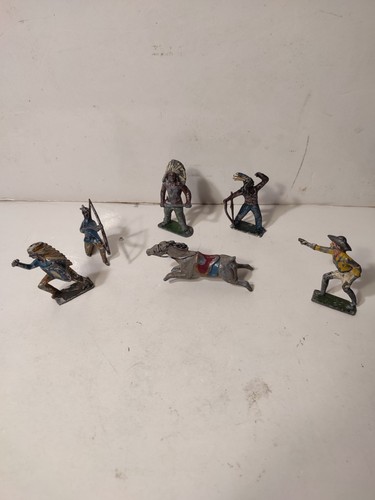 Lot figurine plomb - 6,
