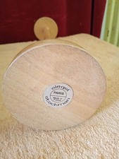 Porte Chapeau, Siegel