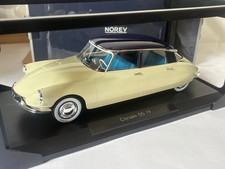 NOREV 181565 CITROEN DS 19 1956 CHAMPAGNE & AUBERGINE SALON PARIS 1955 1:18