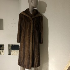 MAGNIFIQUE MANTEAU EN VISON TAILLE 40