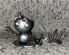 Tim Burton Tragic Toys Robot