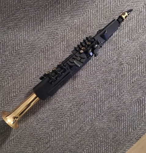 Yamaha saxophone - /,