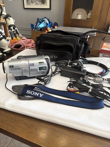 Sony handycam dcr - sony,