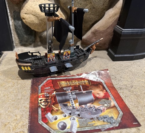 Pirates the caribbean - pirates,