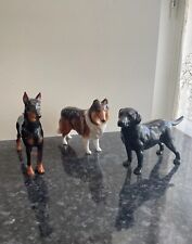 3 FIGURINES PORCELAINE ROYAL