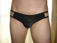 8 euro au lieu de 13 euro Tonga mini slip noir NEOFAN taille S sexy Ref /Air02