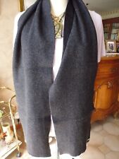 echarpe  Benetton  168  x  23  cms  laine