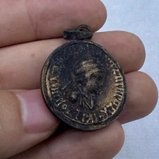 Rare magnifique pendentif