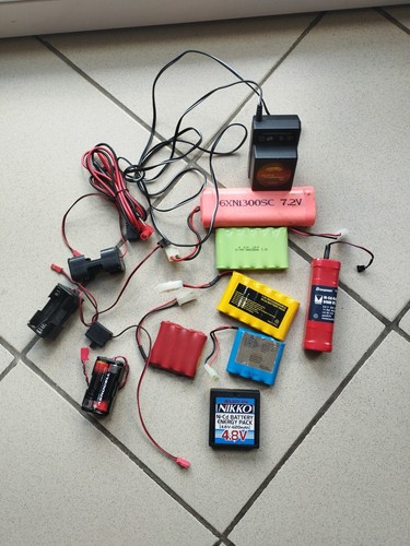 Lot batteries piles - batteries,