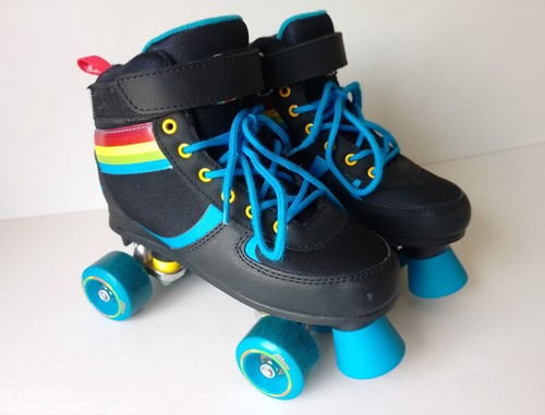 Paire patins roulettes - de, à