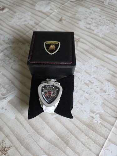 Montre homme quartz - à,