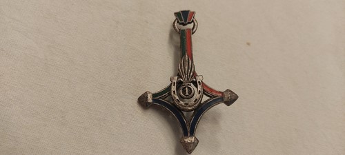 Insigne militaire ancien