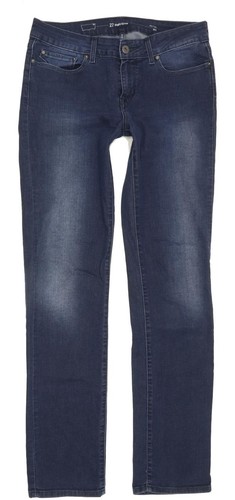 Levi slight curve - slight, femme