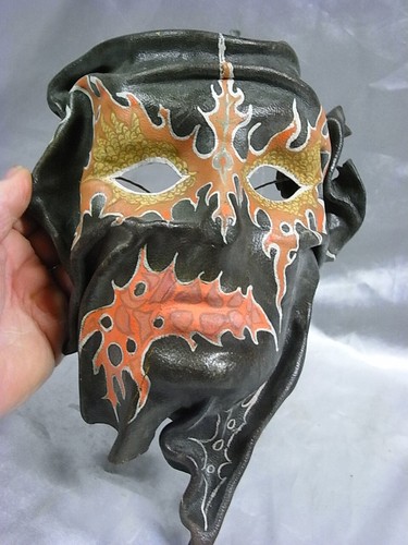 Masque cuir femme - en,