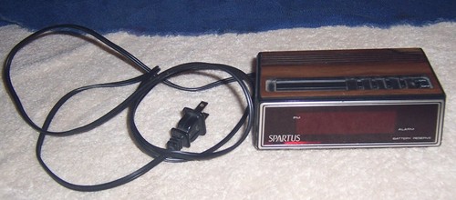 Vintage spartus small - spartus, alarm