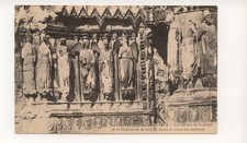 Carte postale REIMS Cathédrale Statues de la façade WW1