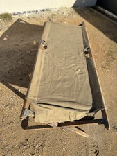 Ancien Lit De Camp Militaire