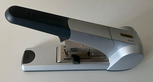 Leitz agrafeuse 5553 avec - agrafeuse,