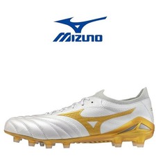 Chaussures de football neuves