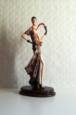 Sculpture Femme, Amilcare