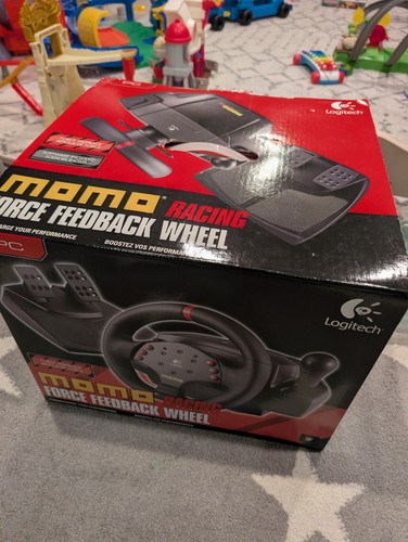 Logitech momo racing - logitech, wheel