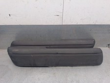 531123718PVJ SIÈGES ARRIÈRE