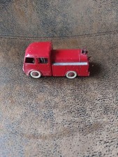Dinky Toys Citroen Voiture de  Pompiers N° 32E BERLIET  1 er SECOURS