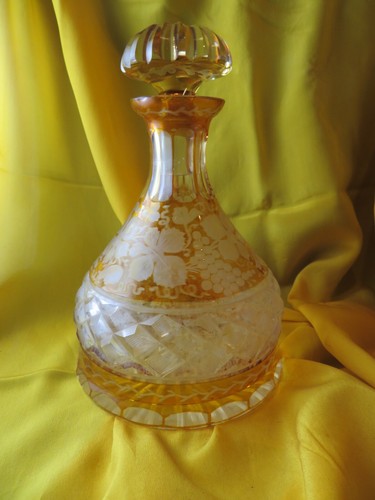 Ancienne carafe décanter le - carafe, a