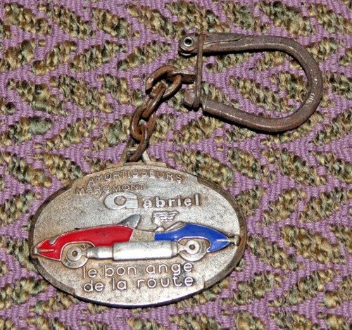 Rare porte clés amortisseurs
