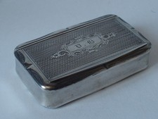 ancienne boite tabatière/ en